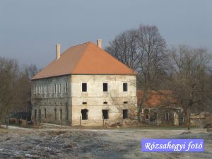 Naszály/Billegpuszta Balogh-Esterházy kastély Vértesacsa Takáts kúriaNaszály/Billegpuszta Balogh-Esterházy kastély