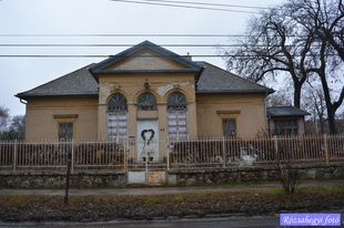 XVI.ker. Bökényföldi u. villa