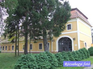 Balatonkeresztúr Festetics kastély