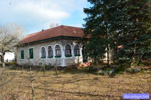 Zamárdi Aradi utcai villa