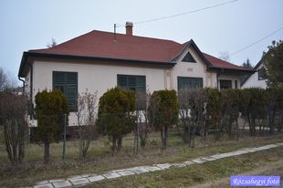 Zamárdi Margittai utcai villa