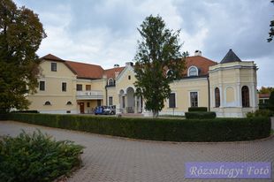 Jaslovské Bohunice Dezasse kastély