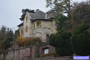 Balatonalmádi Sári villa