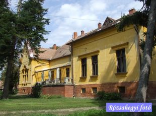 Kemeneshőgyész Radó kastély