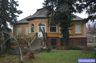 Révfülöp Cséry-Erdős villa